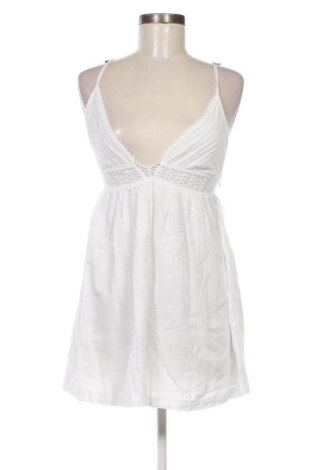 Γυναικείο αμάνικο μπλουζάκι Pull&Bear, Μέγεθος S, Χρώμα Λευκό, Τιμή 6,68 €