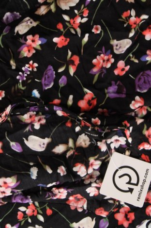 Γυναικείο αμάνικο μπλουζάκι Vero Moda, Μέγεθος XS, Χρώμα Πολύχρωμο, Τιμή 4,08 €