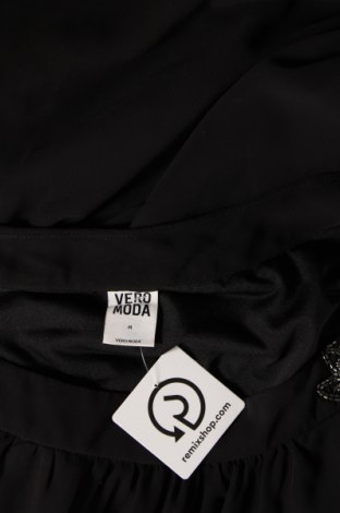Γυναικείο αμάνικο μπλουζάκι Vero Moda, Μέγεθος M, Χρώμα Μαύρο, Τιμή 3,99 €