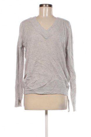 Damenpullover Alpha Tauri, Größe S, Farbe Grau, Preis 141,96 €