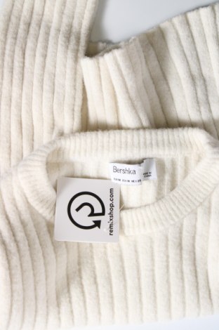 Damski sweter Bershka, Rozmiar M, Kolor Biały, Cena 49,26 zł