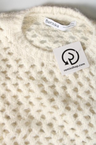 Дамски пуловер Bershka, Размер XS, Цвят Екрю, Цена 15,95 лв.