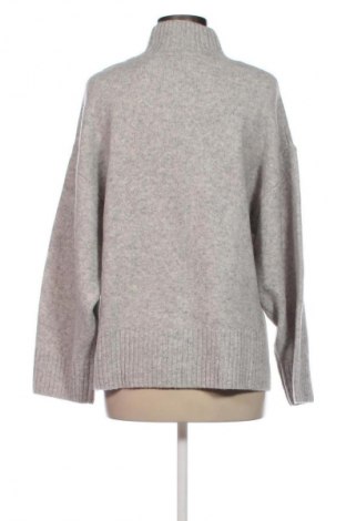 Дамски пуловер Edited, Размер M, Цвят Сив, Цена 55,80 лв.