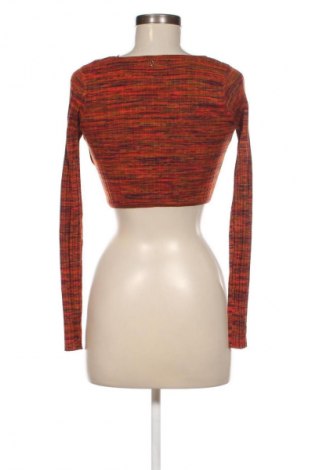 Дамски пуловер Guess, Размер S, Цвят Многоцветен, Цена 109,20 лв.
