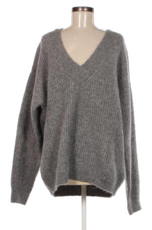 Дамски пуловер Guido Maria Kretschmer for About You, Размер M, Цвят Сив, Цена 53,01 лв.
