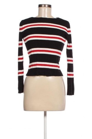 Дамски пуловер Karol, Размер S, Цвят Черен, Цена 15,95 лв.