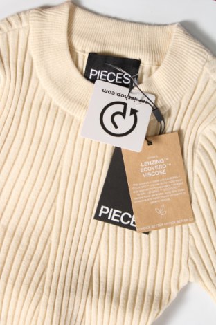 Дамски пуловер Pieces, Размер S, Цвят Екрю, Цена 37,20 лв.