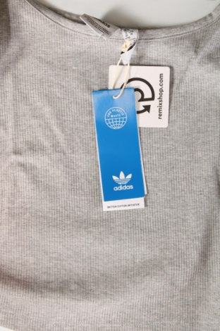 Дамски спортен топ Adidas Originals, Размер 3XL, Цвят Сив, Цена 42,35 лв.