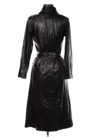 Γυναικείο δερμάτινο μπουφάν, Μέγεθος M, Χρώμα Μαύρο, Τιμή 21,22 €