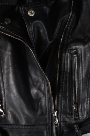 Γυναικείο δερμάτινο μπουφάν, Μέγεθος S, Χρώμα Μαύρο, Τιμή 16,67 €