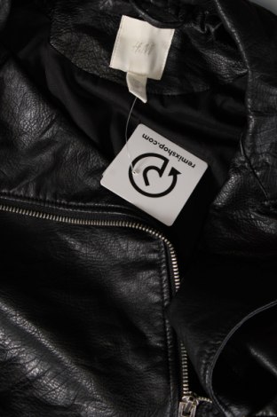 Γυναικείο δερμάτινο μπουφάν H&M, Μέγεθος L, Χρώμα Μαύρο, Τιμή 21,22 €