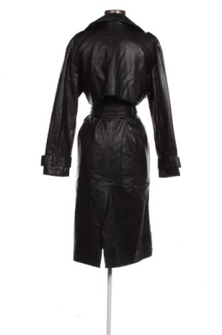 Γυναικείο δερμάτινο μπουφάν Pull&Bear, Μέγεθος XS, Χρώμα Μαύρο, Τιμή 31,35 €