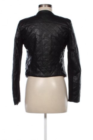 Дамско кожено яке Zara Trafaluc, Размер M, Цвят Черен, Цена 30,75 лв.