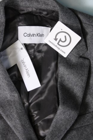Дамско сако Calvin Klein, Размер S, Цвят Сив, Цена 304,20 лв.