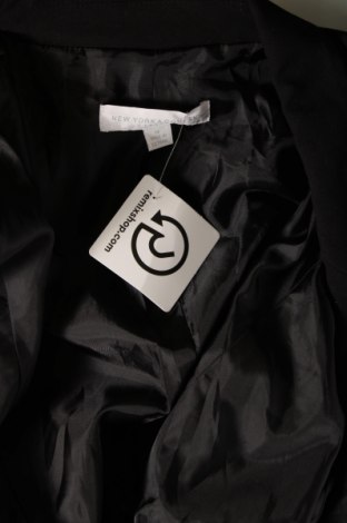 Дамско сако New York & Company, Размер L, Цвят Черен, Цена 33,00 лв.