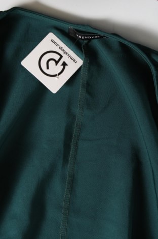 Дамско сако Trendyol, Размер XS, Цвят Зелен, Цена 30,00 лв.