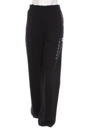 Damen Sporthose AW LAB, Größe XL, Farbe Schwarz, Preis 11,86 €