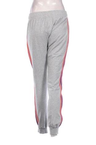 Γυναικείο αθλητικό παντελόνι Adidas, Μέγεθος M, Χρώμα Γκρί, Τιμή 25,36 €