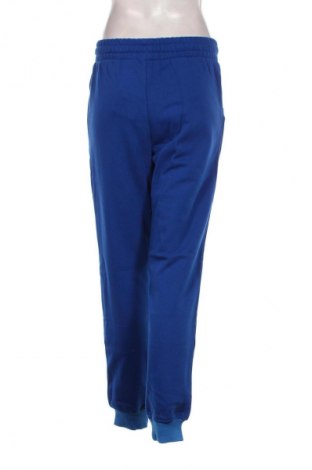 Pantaloni trening de femei Adidas Originals, Mărime XS, Culoare Albastru, Preț 183,55 Lei