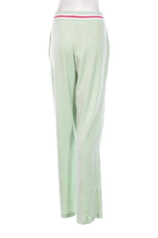 Pantaloni trening de femei FILA, Mărime L, Culoare Verde, Preț 183,55 Lei