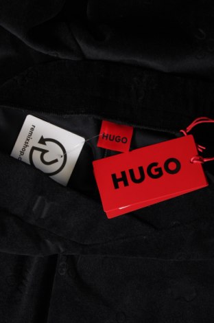 Дамско спортно долнище Hugo Boss, Размер M, Цвят Черен, Цена 77,00 лв.