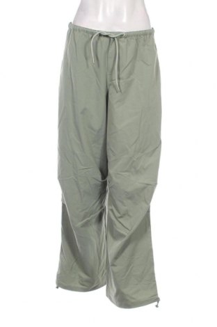 Pantaloni trening de femei ONLY, Mărime S, Culoare Verde, Preț 83,23 Lei