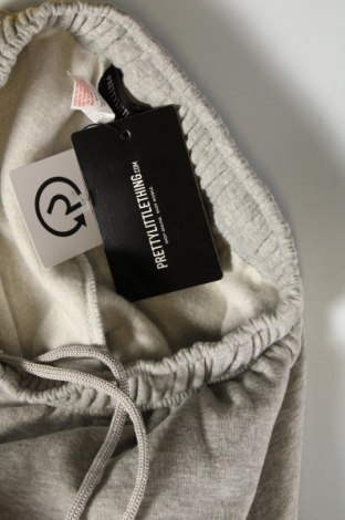 Damen Sporthose Pretty Little Thing, Größe XS, Farbe Grau, Preis € 10,67