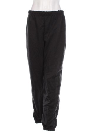 Pantaloni trening de femei Pretty Little Thing, Mărime XL, Culoare Negru, Preț 68,09 Lei