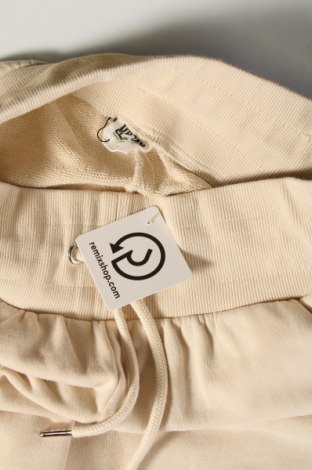 Pantaloni trening de femei Urban Classics, Mărime S, Culoare Bej, Preț 126,65 Lei