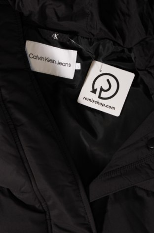Дамско яке Calvin Klein, Размер L, Цвят Черен, Цена 295,40 лв.