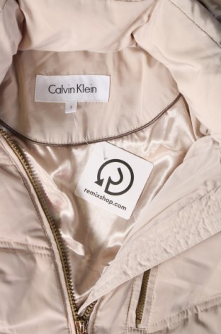 Γυναικείο μπουφάν Calvin Klein, Μέγεθος S, Χρώμα  Μπέζ, Τιμή 80,10 €