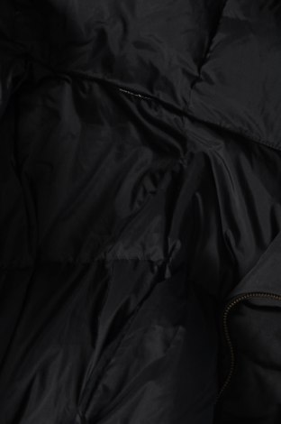 Dámska bunda  Levi's, Veľkosť L, Farba Čierna, Cena  88,79 €