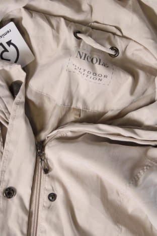 Γυναικείο μπουφάν Nicole, Μέγεθος M, Χρώμα Εκρού, Τιμή 14,85 €