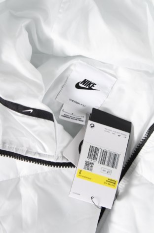 Дамско яке Nike, Размер S, Цвят Бял, Цена 185,50 лв.