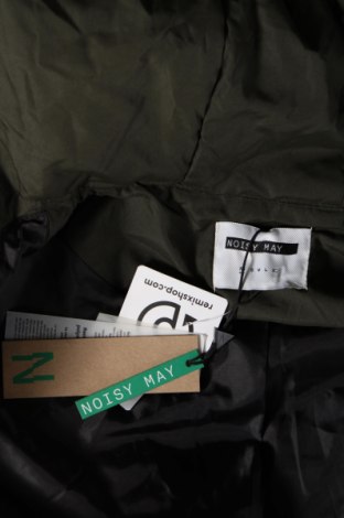 Γυναικείο μπουφάν Noisy May, Μέγεθος XS, Χρώμα Πράσινο, Τιμή 35,96 €