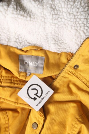 Γυναικείο μπουφάν ONLY, Μέγεθος L, Χρώμα Κίτρινο, Τιμή 24,09 €