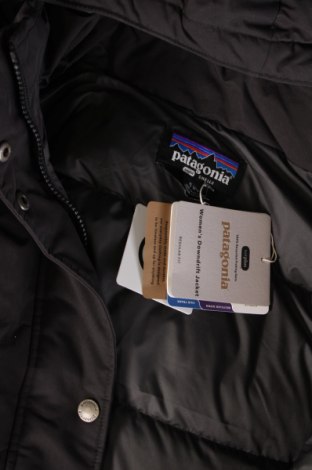 Dámska bunda  Patagonia, Veľkosť S, Farba Čierna, Cena  137,47 €