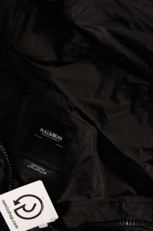 Γυναικείο μπουφάν Pull&Bear, Μέγεθος M, Χρώμα Μαύρο, Τιμή 35,00 €