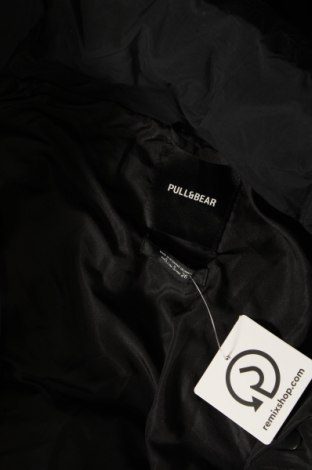 Dámska bunda  Pull&Bear, Veľkosť S, Farba Čierna, Cena  33,08 €