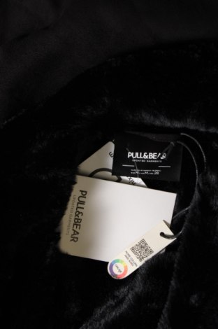 Dámska bunda  Pull&Bear, Veľkosť M, Farba Čierna, Cena  30,06 €