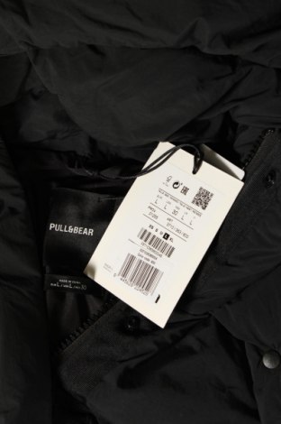 Γυναικείο μπουφάν Pull&Bear, Μέγεθος L, Χρώμα Μαύρο, Τιμή 31,64 €