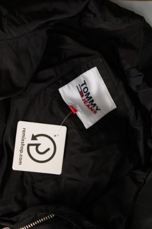 Dámska bunda  Tommy Hilfiger, Veľkosť M, Farba Čierna, Cena  120,93 €