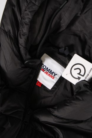 Dámská bunda  Tommy Jeans, Velikost L, Barva Černá, Cena  3 382,00 Kč