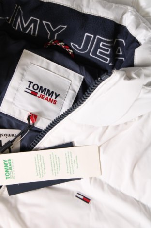 Damenjacke Tommy Jeans, Größe XS, Farbe Weiß, Preis 114,73 €