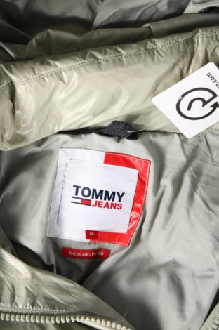 Γυναικείο μπουφάν Tommy Jeans, Μέγεθος M, Χρώμα Πράσινο, Τιμή 129,54 €