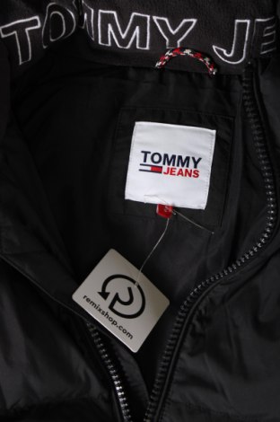 Дамско яке Tommy Jeans, Размер S, Цвят Черен, Цена 251,30 лв.