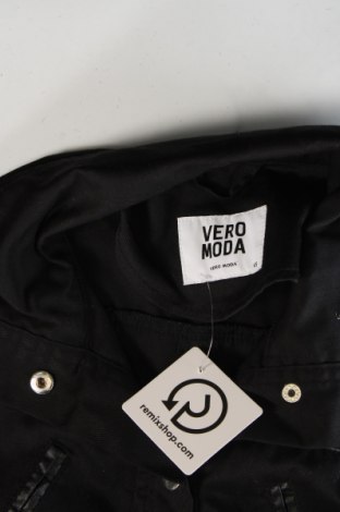 Γυναικείο μπουφάν Vero Moda, Μέγεθος XS, Χρώμα Μαύρο, Τιμή 11,95 €