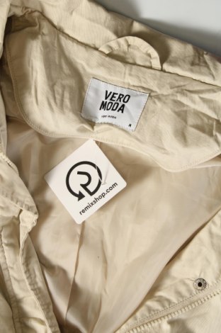 Γυναικείο μπουφάν Vero Moda, Μέγεθος M, Χρώμα Εκρού, Τιμή 12,68 €