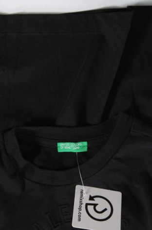 Детска блуза United Colors Of Benetton, Размер 9-10y/ 140-146 см, Цвят Черен, Цена 25,50 лв.