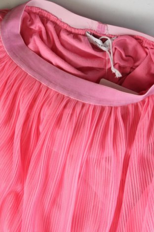 Kinderrock Reserved, Größe 8-9y/ 134-140 cm, Farbe Rosa, Preis 6,75 €